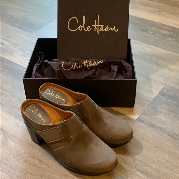 Cole Haan Shoes - 🆕Cole Haan Air Sara Clog in Taupe Gray
